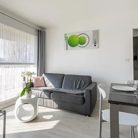 Le P'tit Ideal Apartment *